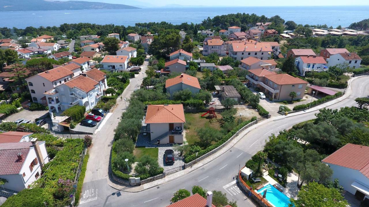 Apartman Maslina Крк Екстер'єр фото