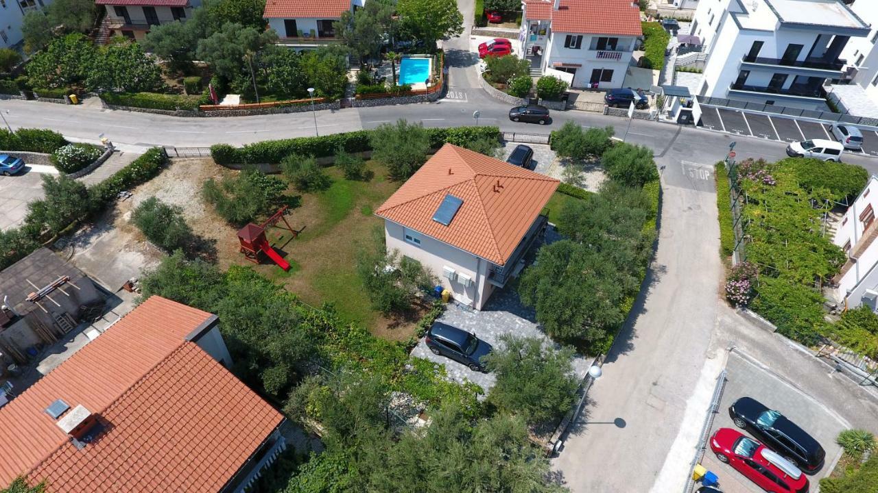 Apartman Maslina Крк Екстер'єр фото