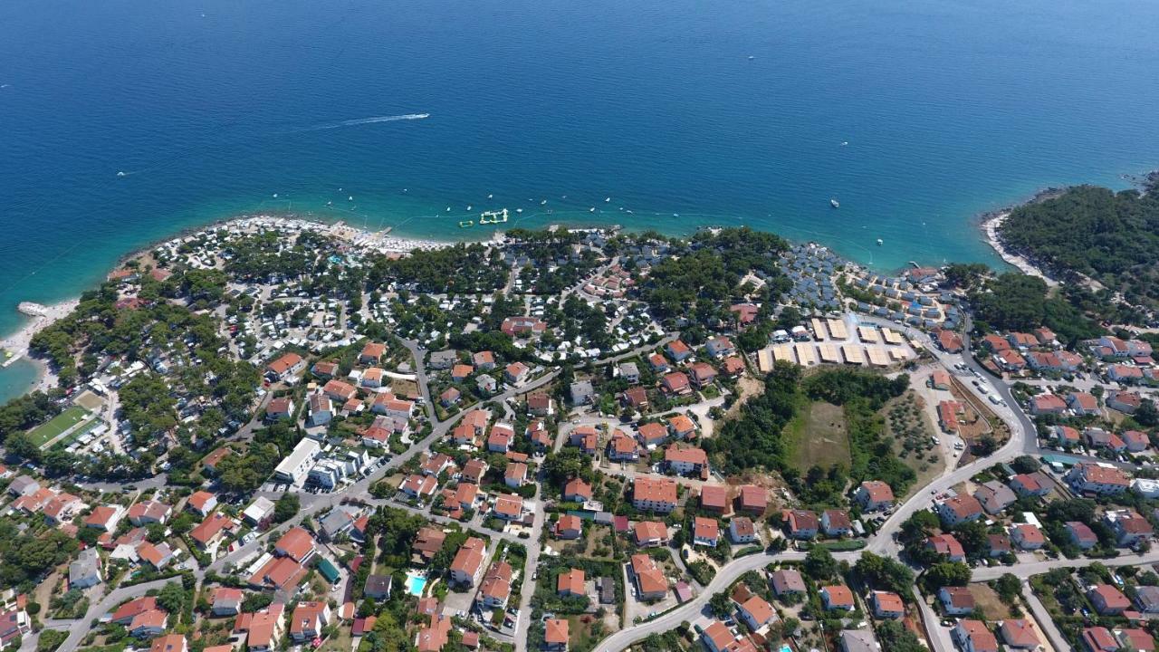 Apartman Maslina Крк Екстер'єр фото